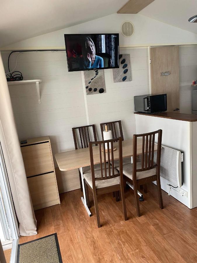 Mobil-Home 4/6 Personnes , Terrasse Couverte ,Piscine Chauffee . Biville-sur-Mer Zewnętrze zdjęcie